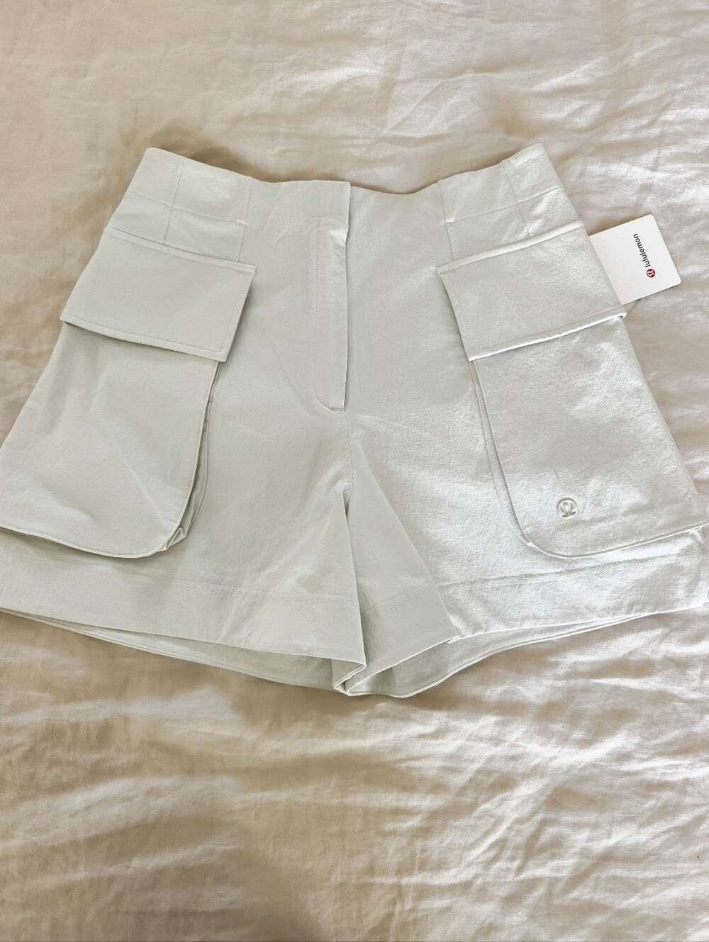 lululemon athletica Relaxed-fit Super High Rise Cargo Shorts 4"